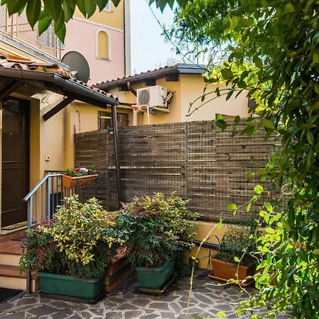 Daire Massarenti 31 Modern Duplex By Wonderful Italy Bolonya